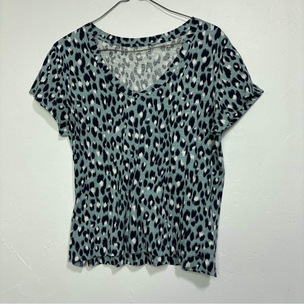 Loft Vintage Soft Women's Short Sleeve T Shirt Medium Aqua Leopard 100% Cotton